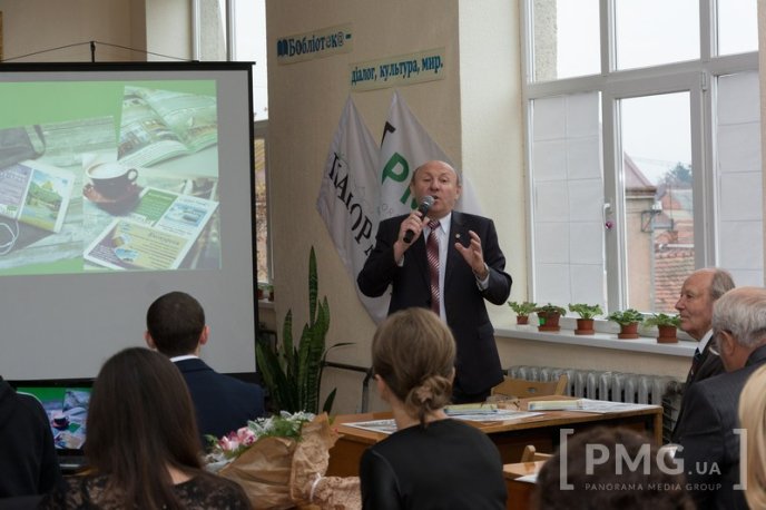 Численні друзі – на ювілеї "Панорами" – 04 Численні друзі – на ювілеї "Панорами" – 04