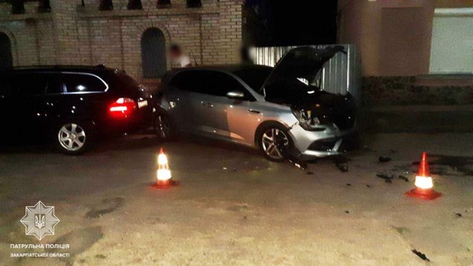 Дуже п’яна жінка вночі скоїла аварію – 02 Дуже п’яна жінка вночі скоїла аварію – 02