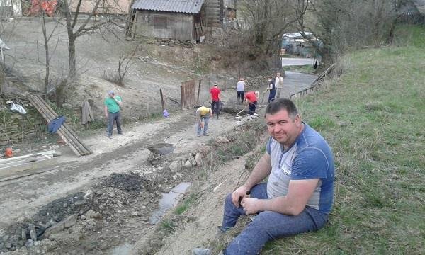 На Тячівщині місцеві мешканці самостійно розширили та забетонували частину комунальної вулиці – 02