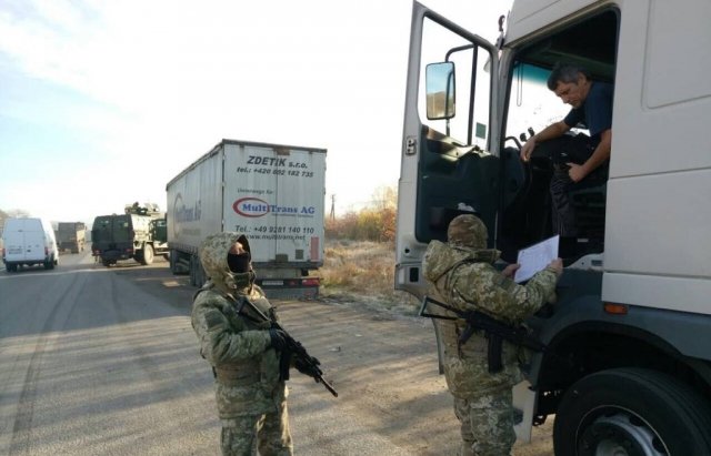 Спецоперація на Закарпатті: стало відомо, у кого вже провели обшуки та що знайшли – 02