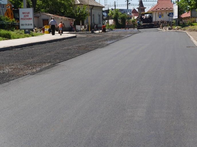 В Ужгороді закінчують довготривалий ремонт на вулиці Антонівській – 18