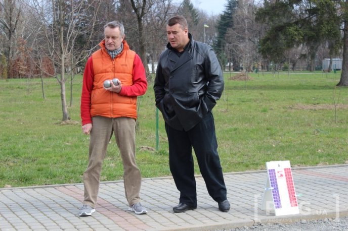 У Мукачівському Парку Перемоги відбувся турнір з петанку пам’яті Володимира Гвоздьо – 04 У Мукачівському Парку Перемоги відбувся турнір з петанку пам’яті Володимира Гвоздьо – 04