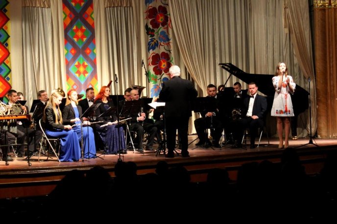 В Ужгороді відбувся концерт до Дня соборності України – 05 В Ужгороді відбувся концерт до Дня соборності України – 05