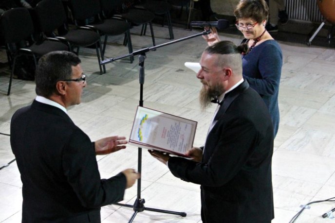 В Ужгороді хор Cantus концертом відзначив своє 25-річчя – 03