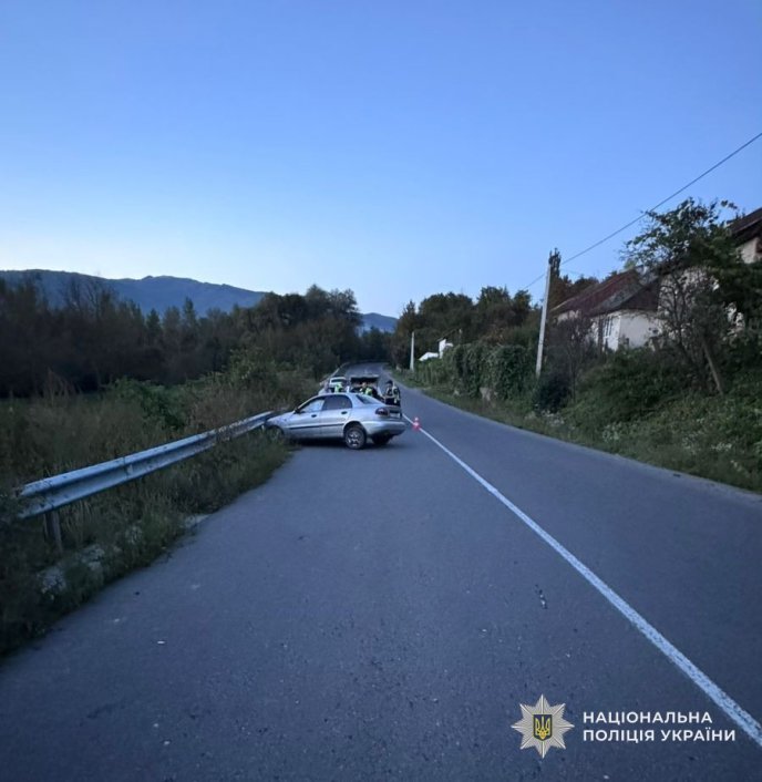 Не впорався з керуванням: п’яний водій скоїв аварію – 01 Аварія у селі Березово