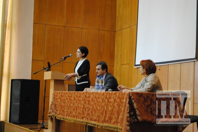 Нинішні "спеціалісти" будуть прирівняні до "магістрів" – Лілія Гриневич у Мукачівському державному університеті (ФОТО) – 03