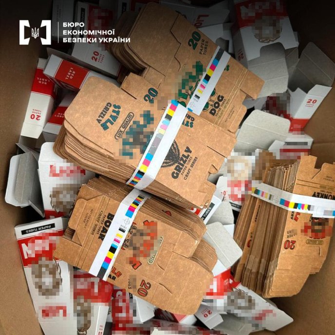 Доставляв товар лише перевіреним покупцям: закарпатець запустив тютюновий бізнес – 05