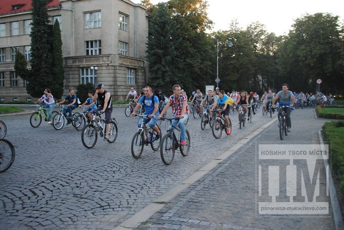 В Ужгороді відбувся масштабний "Night Ride" до Дня Незалежності (ФОТОРЕПОРТАЖ) – 03