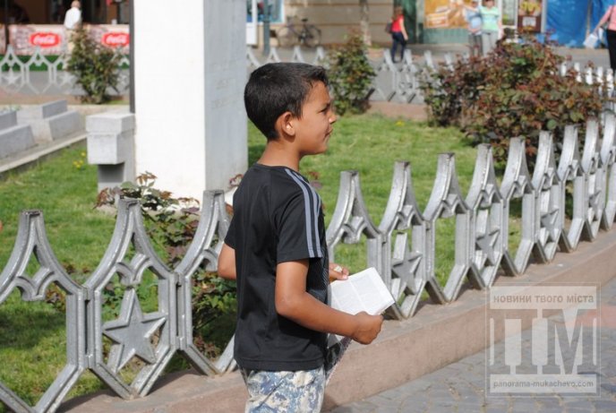 Мукачівські комуністи вийшли на традиційну першотравневу маніфестацію (ФОТО) – 12