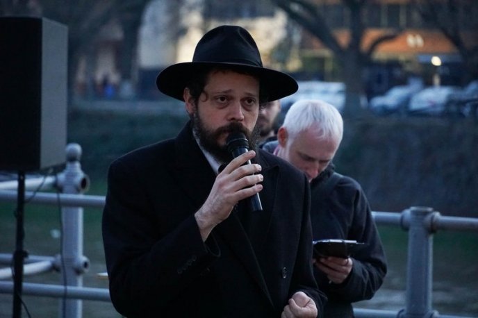 В Ужгороді розпочали святкувати Хануку – 01