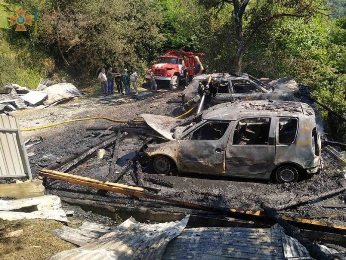 За добу в області горіли 4 машини – 02