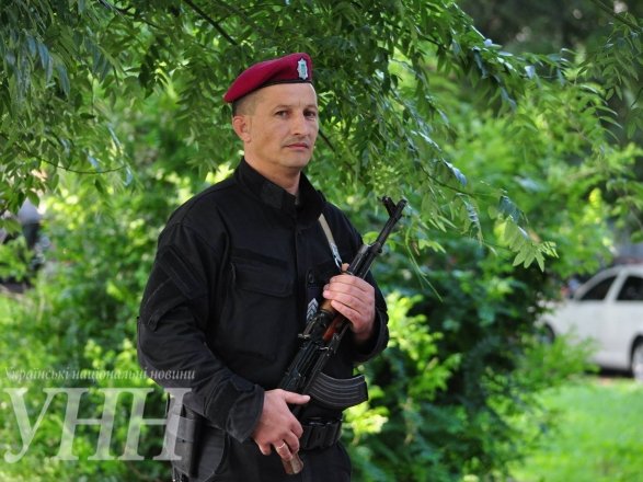 В Ужгороді вшановували пам’ять загиблих правоохоронців – 10