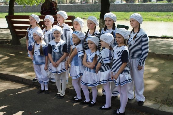 Оркестр поліції Закарпаття відкрив "Сакуру-Фест" в Ужгороді – 07 Оркестр поліції Закарпаття відкрив "Сакуру-Фест" в Ужгороді – 07