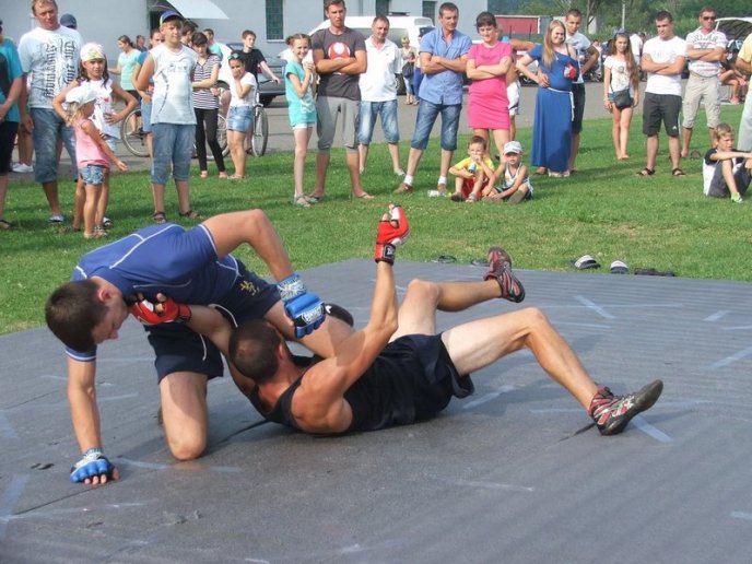 У Кольчині на Мукачівщині започаткували свято селищної ради – 11