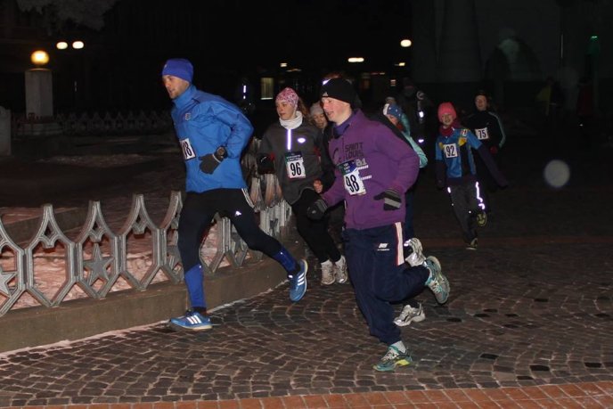 Мукачівські атлети влаштували "Забіг спозаранку" – 02