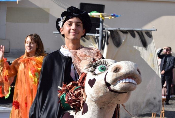 В Ужгороді розпочався фестиваль "Інтерлялька-2019" – 09