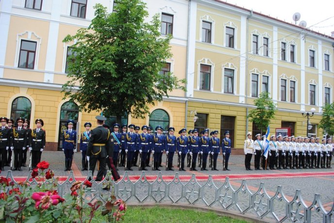 До Мукачева на переговори завітали головні військові України та Угорщини (ФОТОРЕПОРТАЖ) – 08 До Мукачева на переговори завітали головні військові України та Угорщини (ФОТОРЕПОРТАЖ) – 08
