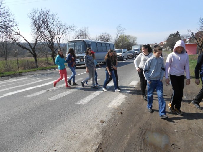 Головний ДАІшник Мукачева напередодні канікул зустрівся із школярами Мукачівщини (ФОТО) – 08