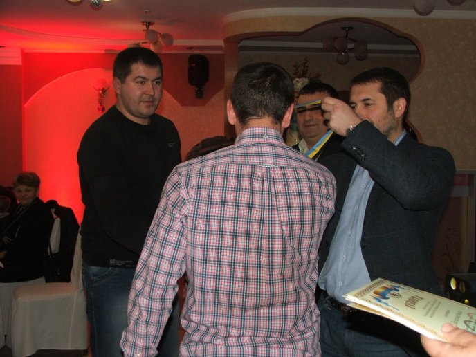 Голова Мукачівської РДА Сергій Гайдай нагородив чемпіонів Мукачівщини з футболу – 01