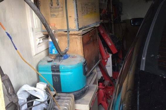 У чоловіка в гаражі знайшли цікаву знахідку – 02