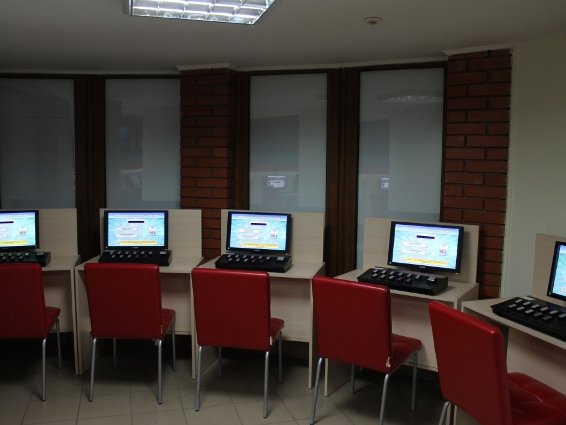 Поліція оприлюднила нову інформацію щодо обшуків у гральних закладах Ужгорода – 06