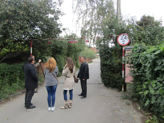 Муніципальна поліція Ужгорода виявила 25 незаконно встановлених обмежувачів руху – 08