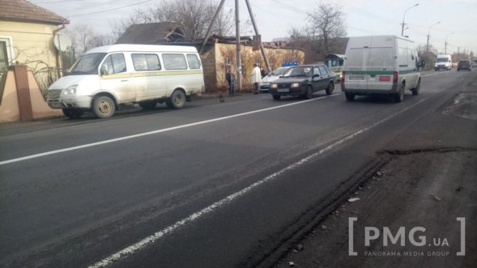 ДТП у Ракошині: на місці події працює поліція – 04