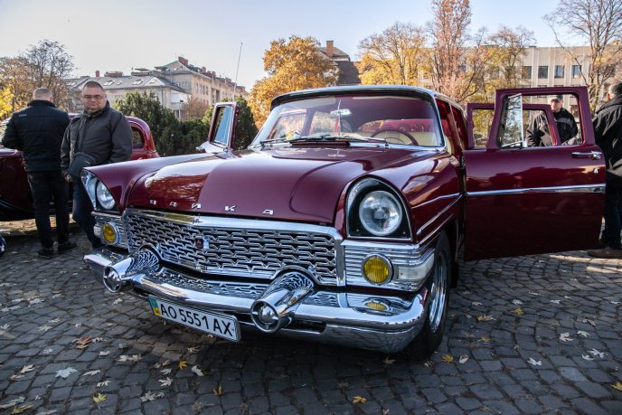 115 автомобілів презентували на виставці в Ужгороді – 01