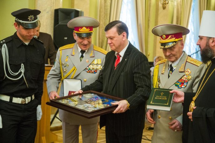 У Києві Голову Ради адвокатів Закарпатської області Олексія Фазекоша нагородили Орденом Честі – 06