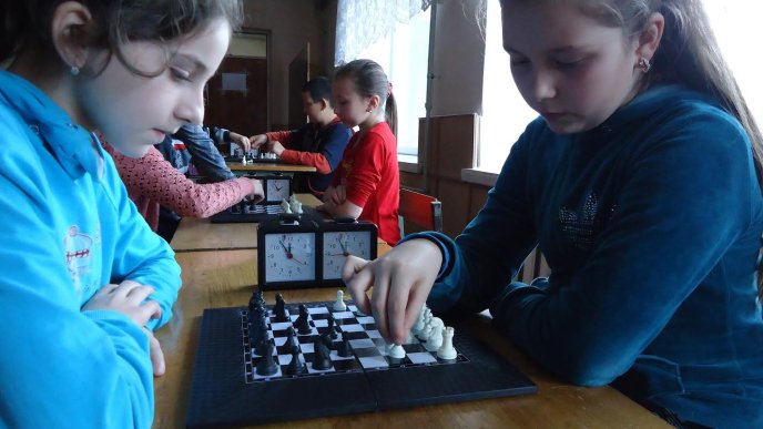 У селищі Ясіня відкрито черговий шаховий гурток – 02