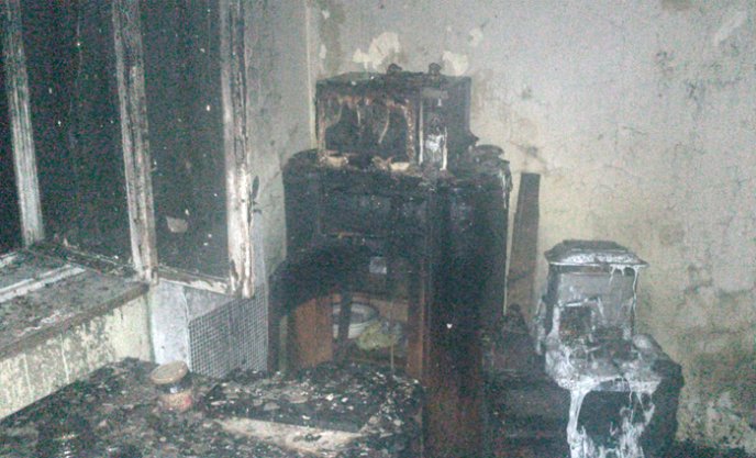 Пожежа у Хусті: госпіталізували 54-річного власника житлового будинку – 01