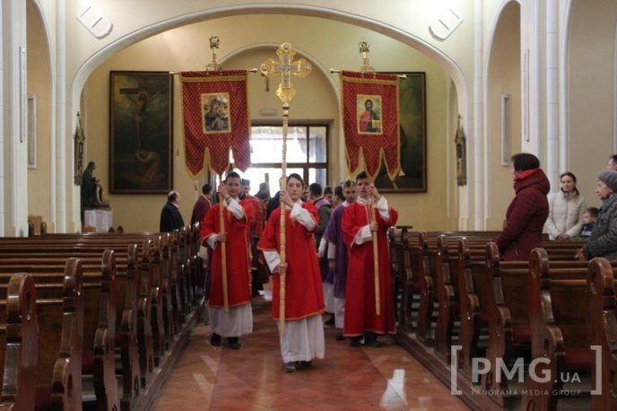 Вулицями Мукачева пройшла Хресна Хода – 60