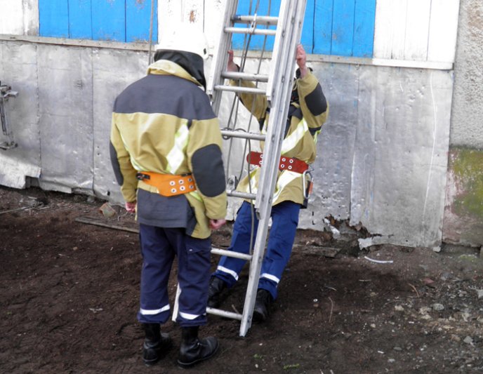 В Ужгороді триває професійна підготовка пожежних-рятувальників – 01 В Ужгороді триває професійна підготовка пожежних-рятувальників – 01