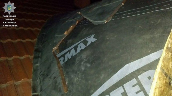 Ужгородські патрульні затримали ймовірного крадія металу – 02