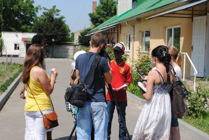 У Пункті тимчасового розміщення біженців на одну особу виділяють 15 гривень на добу (ФОТО) – 02