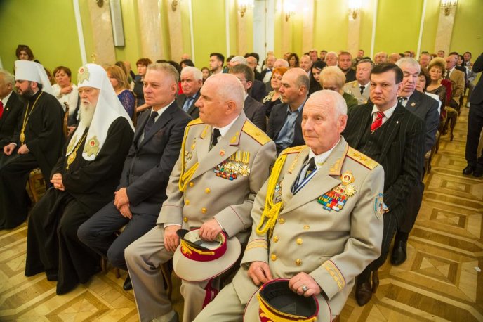 У Києві Голову Ради адвокатів Закарпатської області Олексія Фазекоша нагородили Орденом Честі – 03