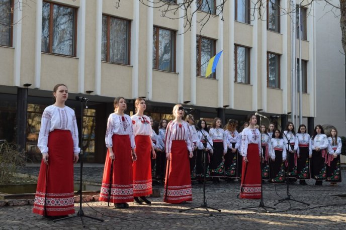 В Ужгороді вшанували подвиг учасників Революції Гідності – 05