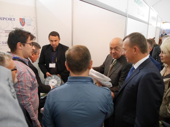 В Ужгороді стартувала найбільша туристична виставка області – 14