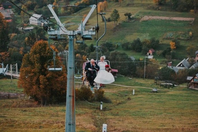 Неймовірне весілля пари з Росії у Карпатах (ФОТО) – 01