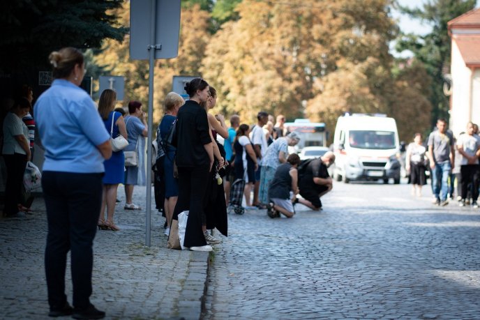 Ужгород попрощався з Героєм, який загинув, захищаючи рідну країну – 04