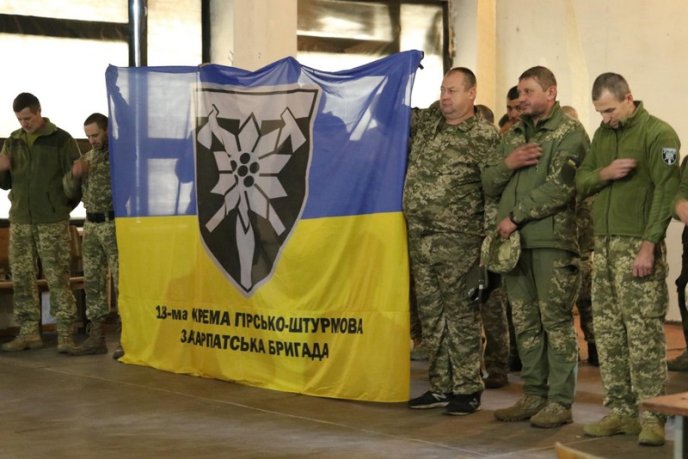 128-ій бригаді передали бойовий прапор, освячений у річці Йордан – 03