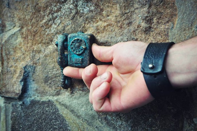 В Ужгороді відкрили нову міні-скульптуру, присвячену зв’язку – 02