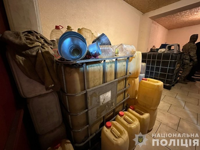 Поліцейські розповіли, що накоїв закарпатець разом зі спільниками – 03 Поліцейські розповіли, що накоїв закарпатець разом зі спільниками – 03