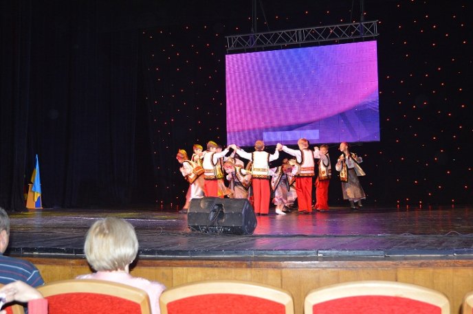 Танцювальні колективи Рахівського РБДЮТ – переможці  "Art Dance 2017" – 01 Танцювальні колективи Рахівського РБДЮТ – переможці  "Art Dance 2017" – 01