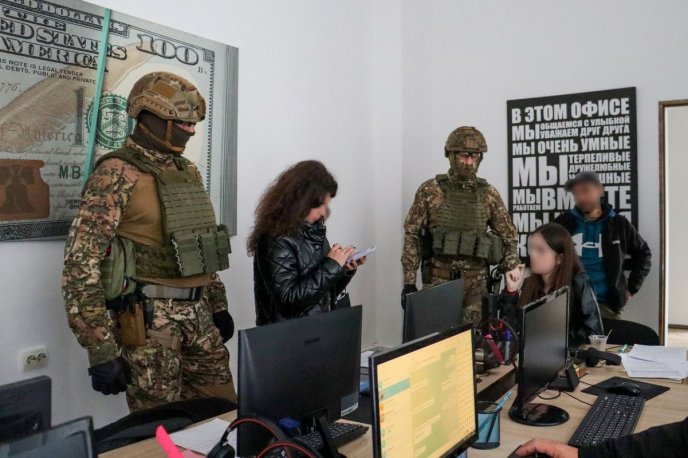 Масштабне викриття на Закарпатті: поліція оприлюднила відео – 02