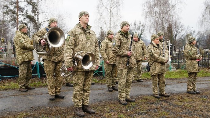 Бої за Дебальцеве: у Мукачеві вшанували пам’ять полеглих героїв – 04