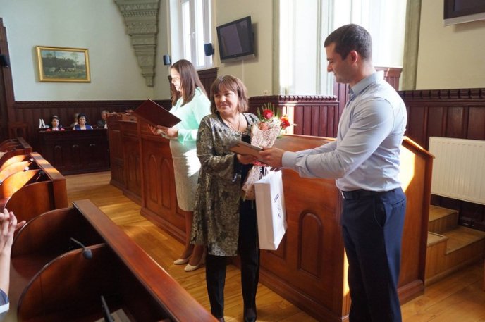 У Мукачеві визначили 10 кращих педагогічних працівників міста – 09