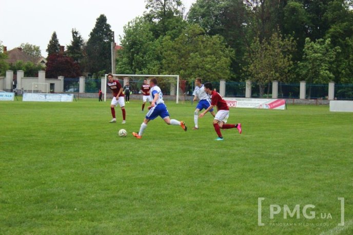 Футболісти "Мункача" розгромили гостей з Поляни – 04