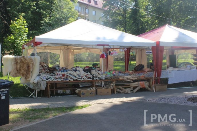 У Мукачеві розпочався фестиваль "Огинь і мнясо": асортимент та ціни – 32