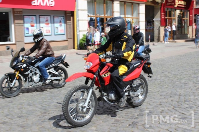 Байкери проїхались вулицями Мукачева – 16
